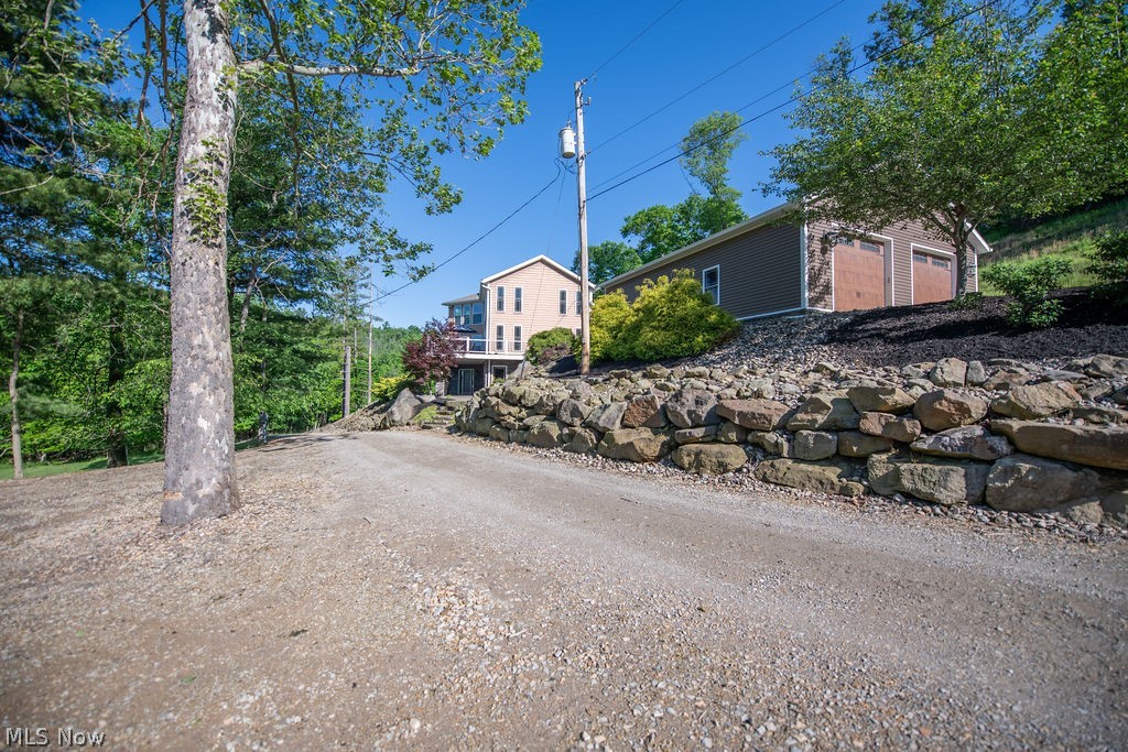 5234 Ribbon Road SW Bowerston OH 44695