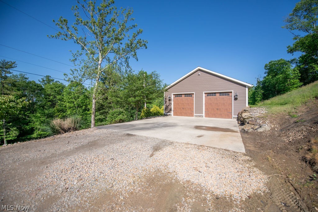 5234 Ribbon Road SW Bowerston OH 44695