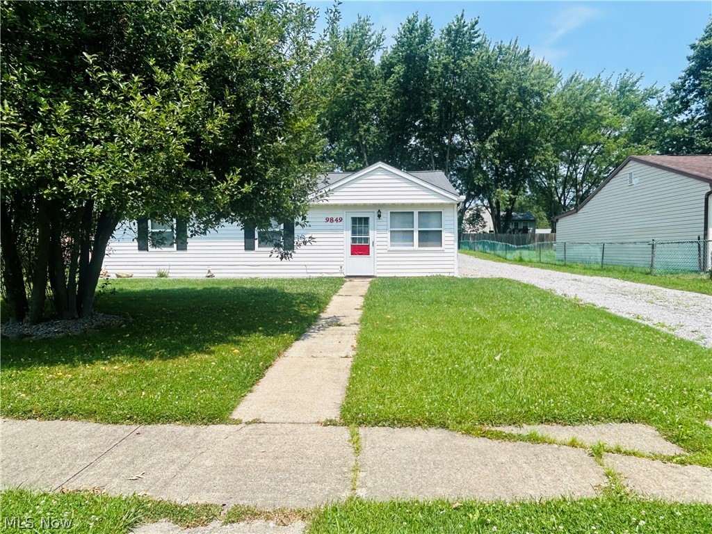 9849 Bright Drive Windham OH 44288