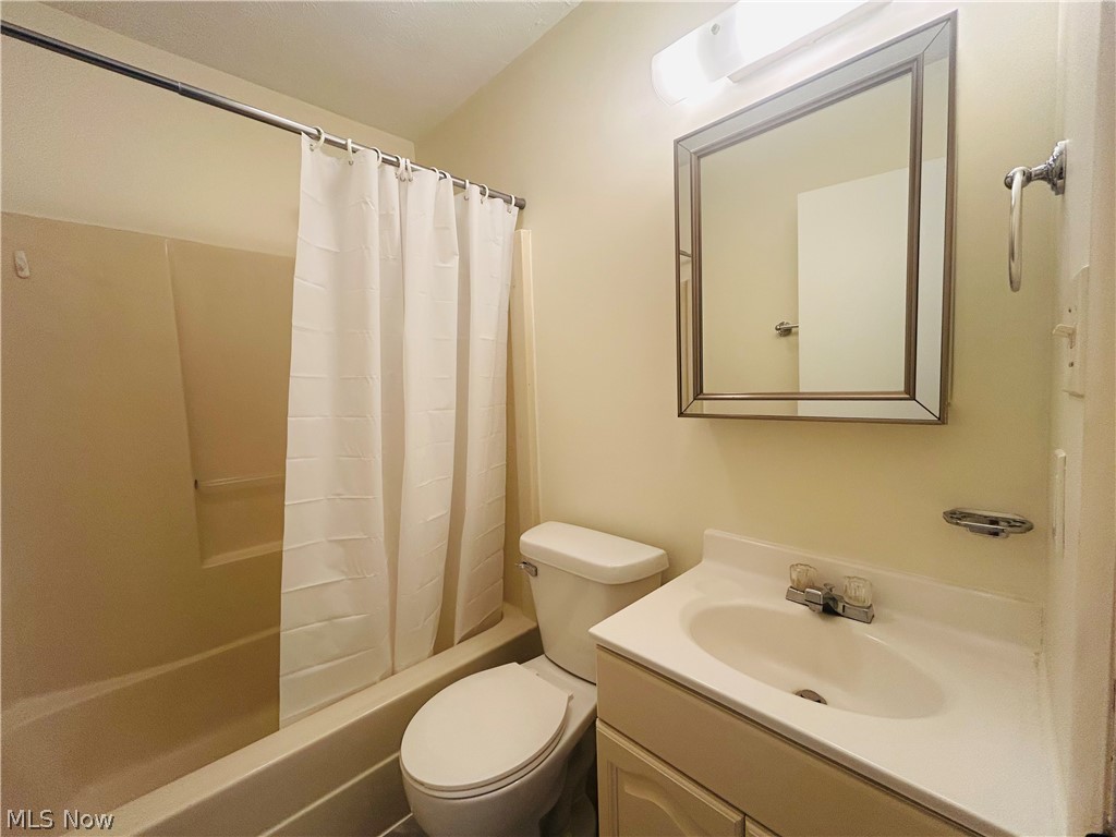 9849 Bright Drive Windham OH 44288
