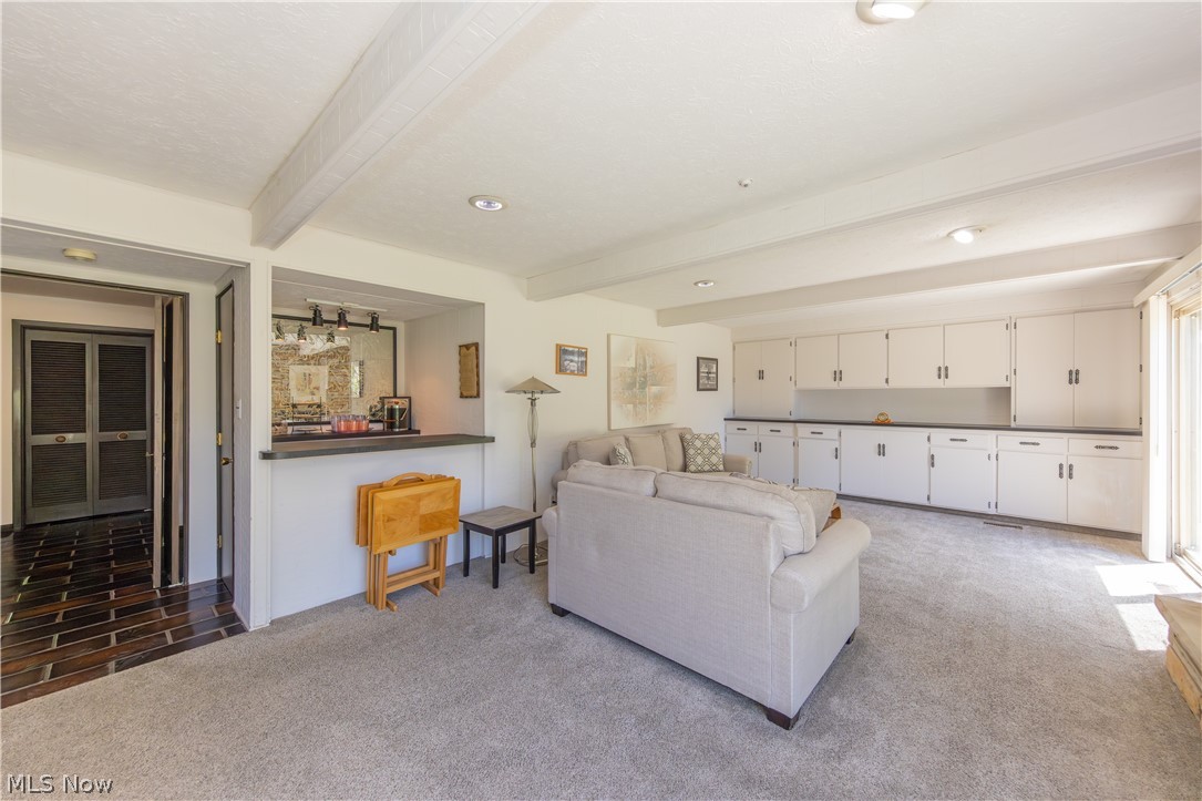 24390 Fairmount Boulevard Beachwood OH 44122