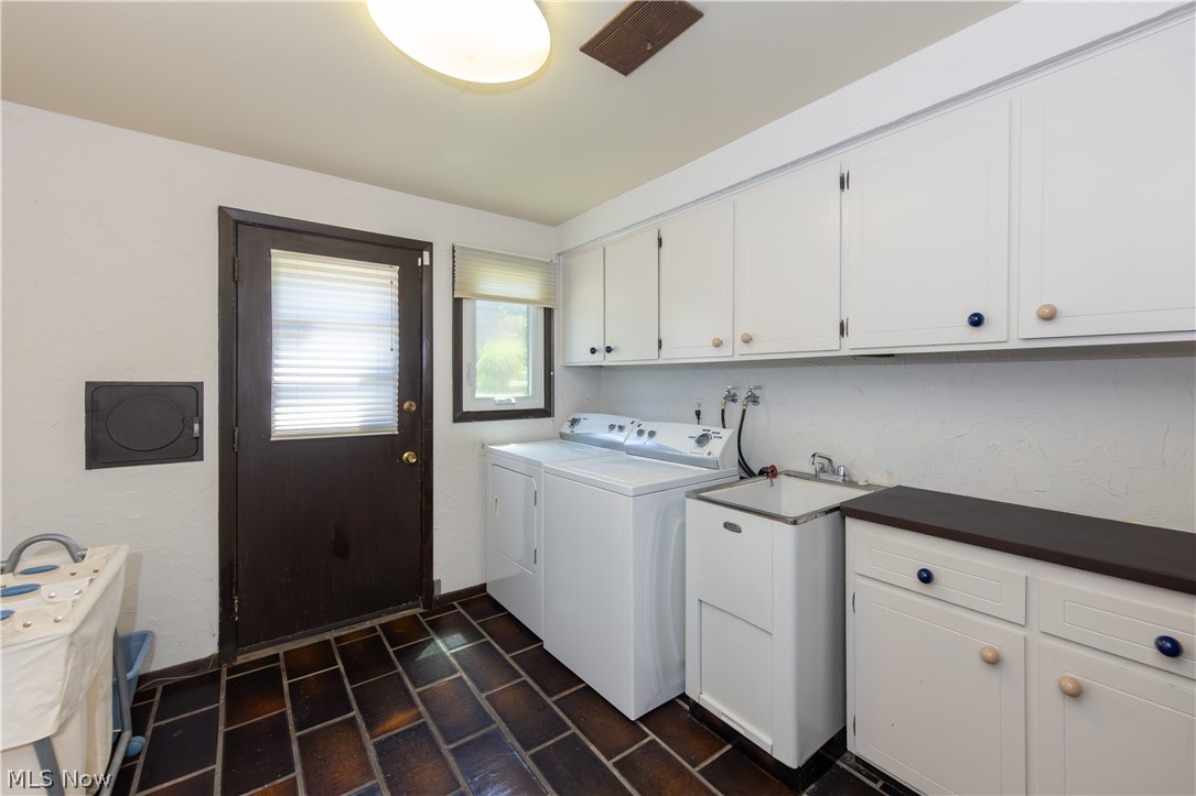 24390 Fairmount Boulevard Beachwood OH 44122