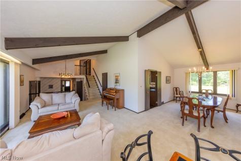 24390 Fairmount Boulevard Beachwood OH 44122