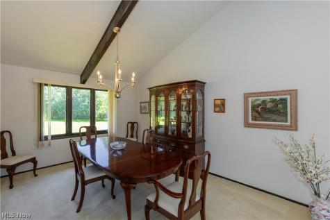24390 Fairmount Boulevard Beachwood OH 44122