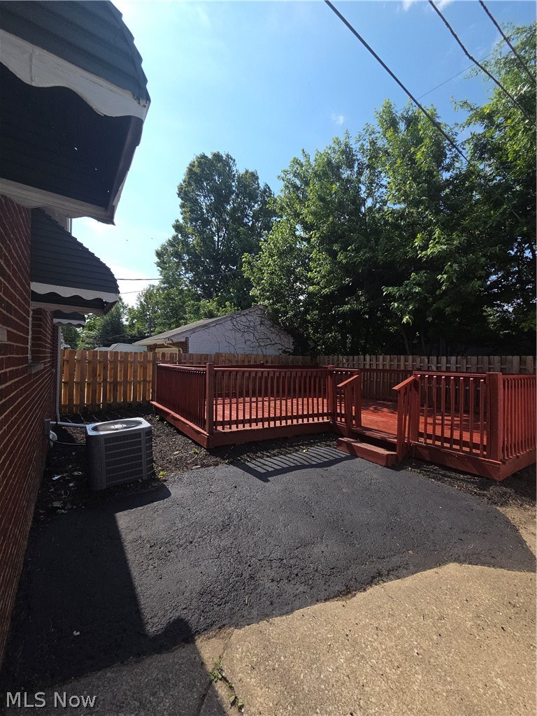 20451 Nicholas Avenue Euclid OH 44123