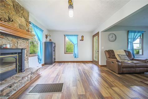 15157 Wynncrest Street SW Navarre OH 44662