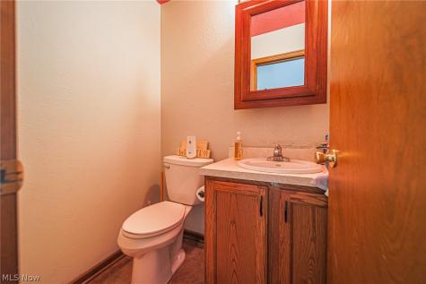 15157 Wynncrest Street SW Navarre OH 44662