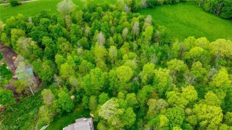 15157 Wynncrest Street SW Navarre OH 44662