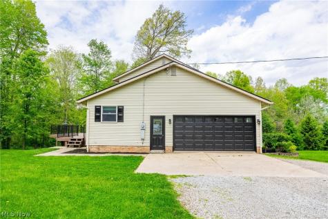 15157 Wynncrest Street SW Navarre OH 44662