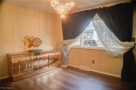 14065 Heatherwood Drive Brook Park OH 44142