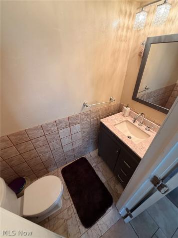 14065 Heatherwood Drive Brook Park OH 44142
