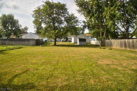 14065 Heatherwood Drive Brook Park OH 44142