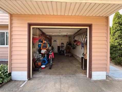 14065 Heatherwood Drive Brook Park OH 44142