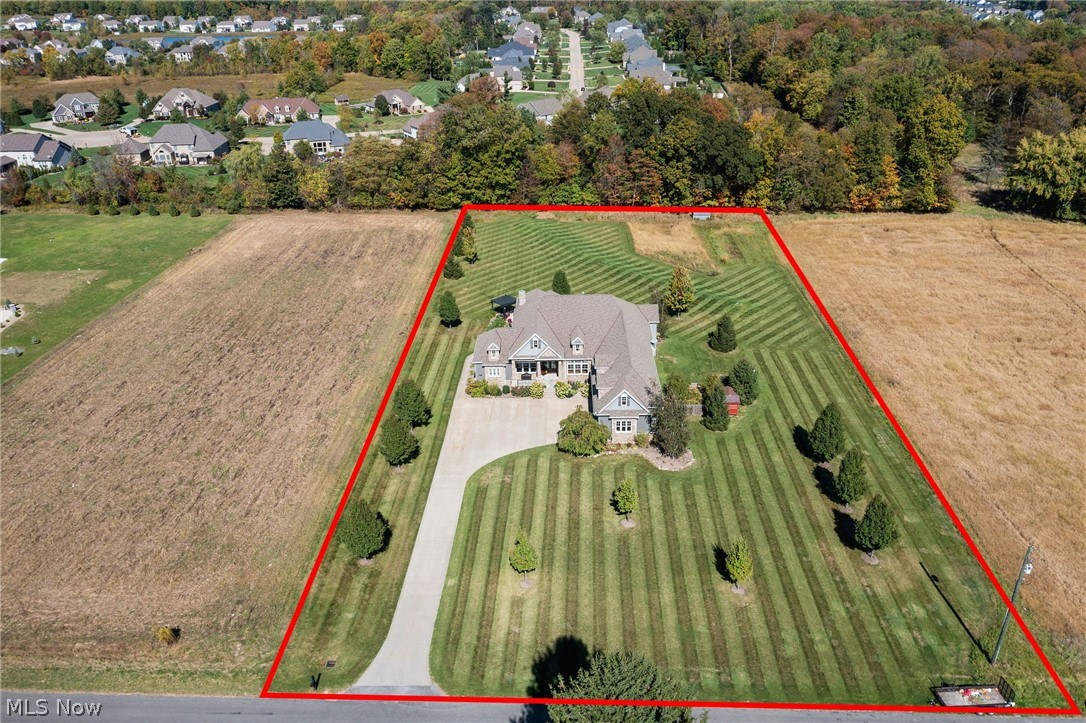 577 Lyonswood Drive Hinckley OH 44233