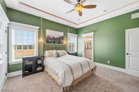 577 Lyonswood Drive Hinckley OH 44233