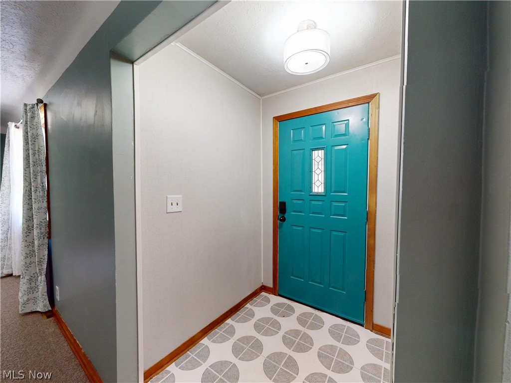35952 Lakomis Drive Eastlake OH 44095