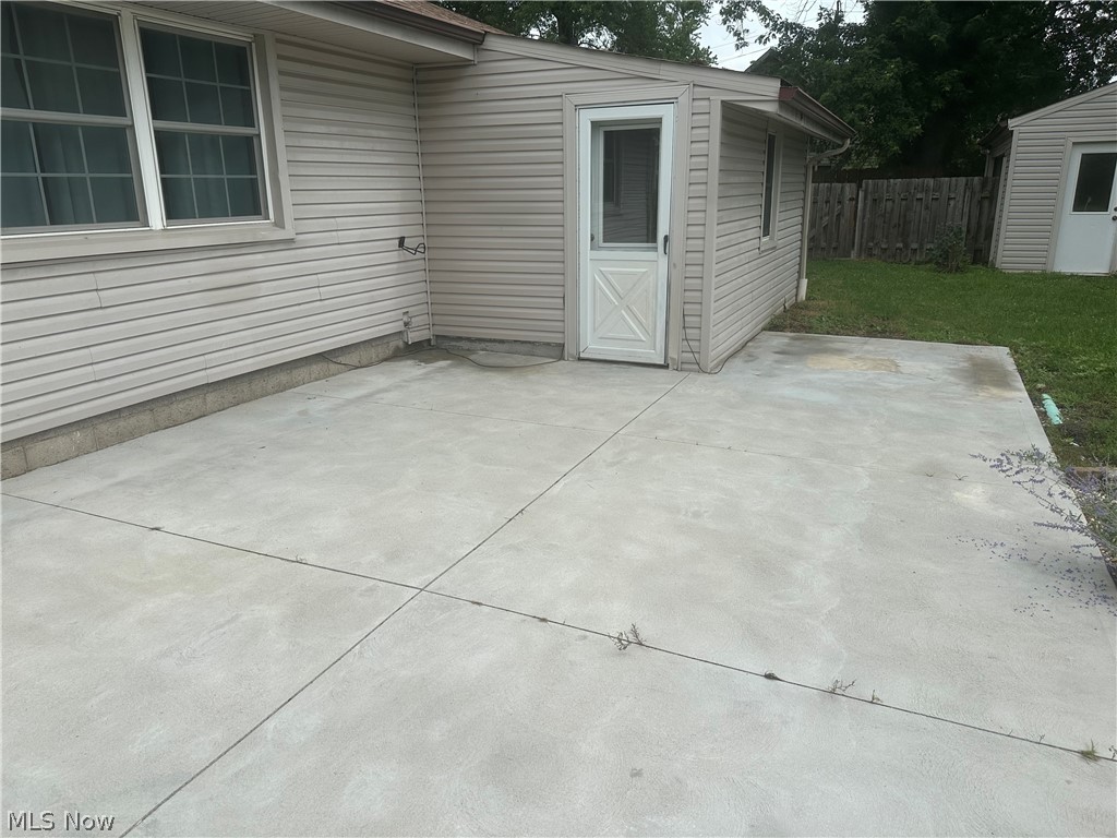 35952 Lakomis Drive Eastlake OH 44095