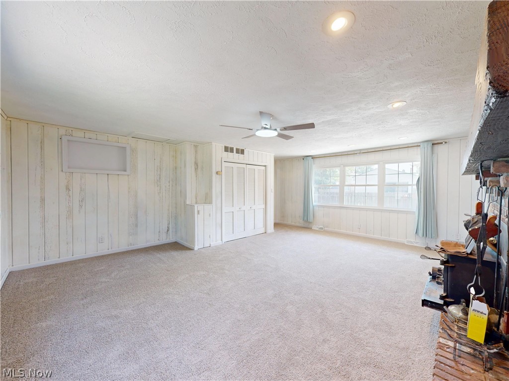 35952 Lakomis Drive Eastlake OH 44095
