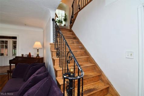 3027 Euclid Heights Boulevard Cleveland Heights OH 44118