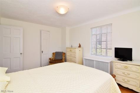3027 Euclid Heights Boulevard Cleveland Heights OH 44118