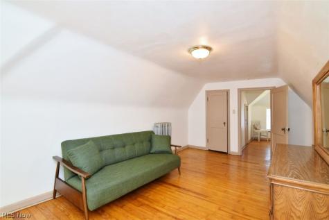 3027 Euclid Heights Boulevard Cleveland Heights OH 44118