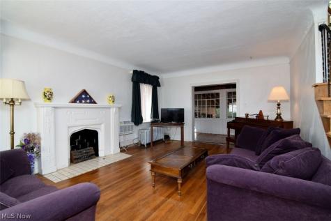 3027 Euclid Heights Boulevard Cleveland Heights OH 44118