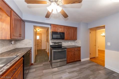 4632 Anderson Road South Euclid OH 44121