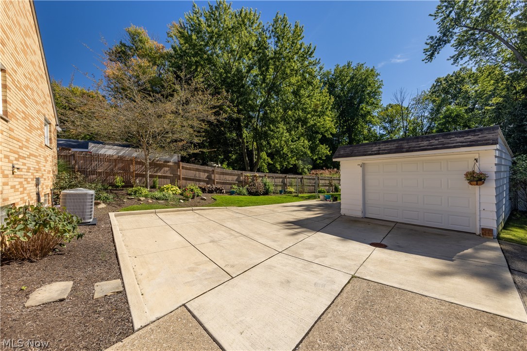 4632 Anderson Road South Euclid OH 44121