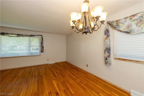4632 Anderson Road South Euclid OH 44121