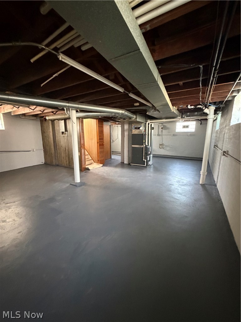 18229 Neff Road Cleveland OH 44119