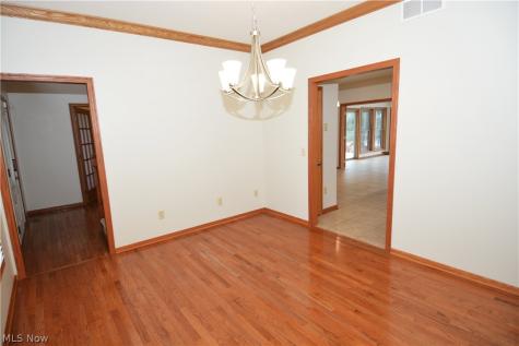 5301 Markwood Court Valley City OH 44280