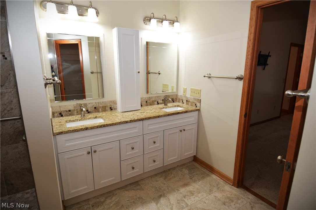 5301 Markwood Court Valley City OH 44280