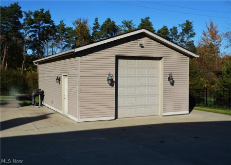 5301 Markwood Court Valley City OH 44280