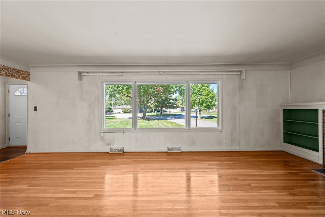 6616 Kingswood Drive Mayfield Heights OH 44124