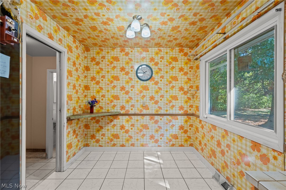 6616 Kingswood Drive Mayfield Heights OH 44124