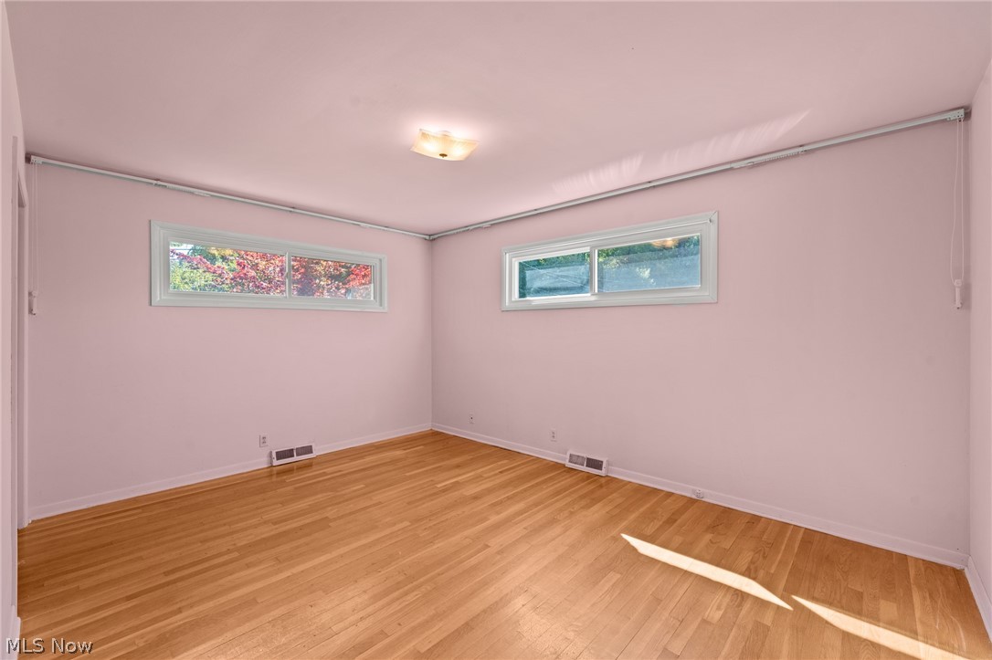 6616 Kingswood Drive Mayfield Heights OH 44124