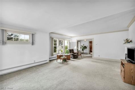 1161 Broadway Avenue Bedford OH 44146
