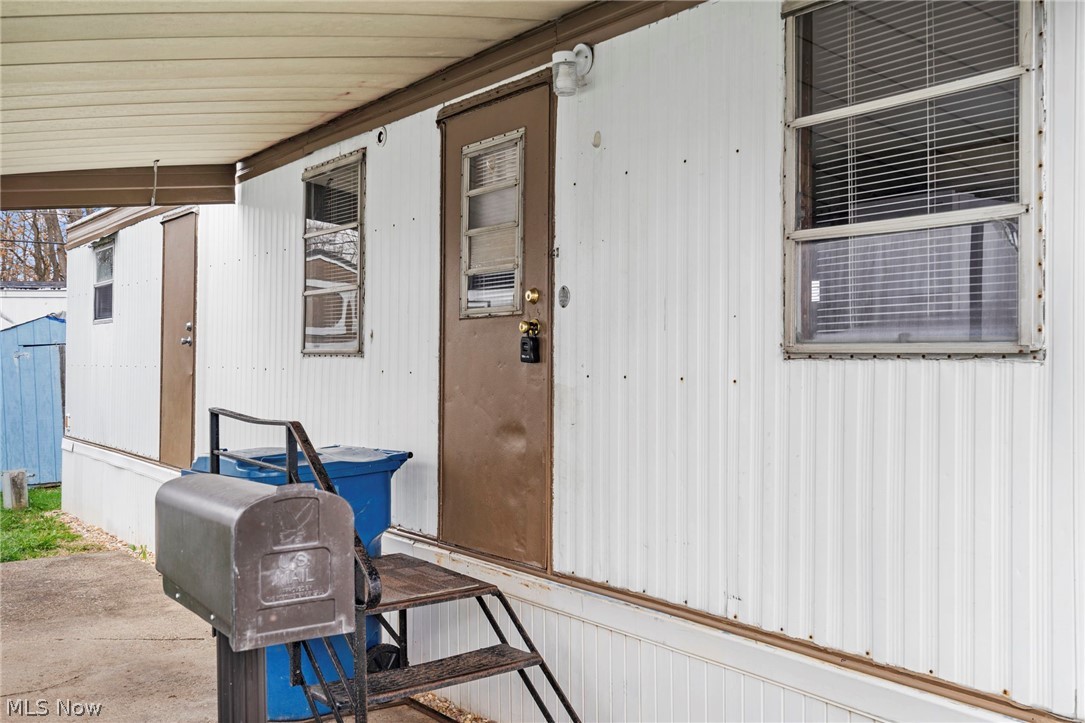 3354 Hilton Street NW Massillon OH 44646