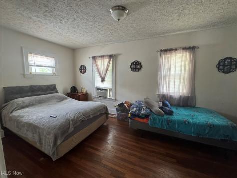 3540 E 110th Street Cleveland OH 44105