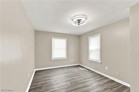 418 Missouri Avenue Lorain OH 44052