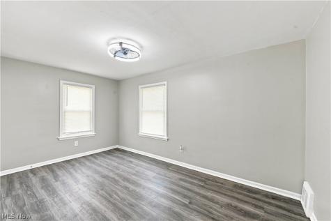 418 Missouri Avenue Lorain OH 44052