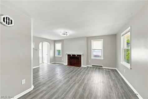 418 Missouri Avenue Lorain OH 44052