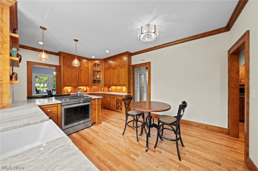 2665 Endicott Road Shaker Heights OH 44120