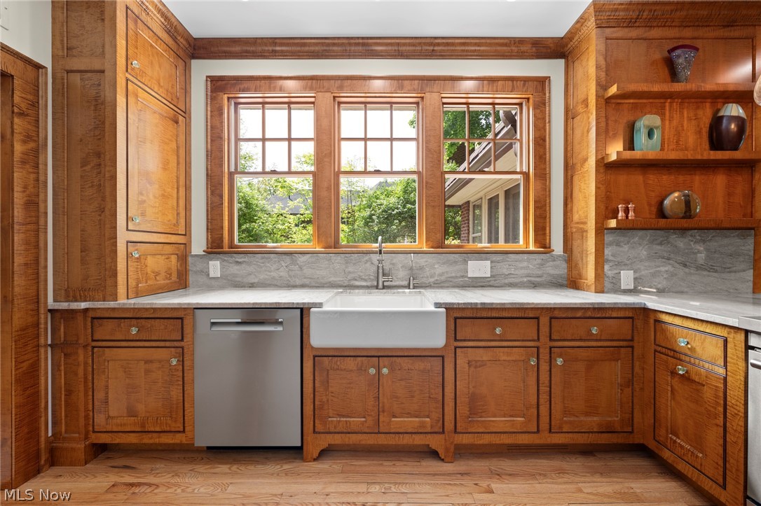 2665 Endicott Road Shaker Heights OH 44120