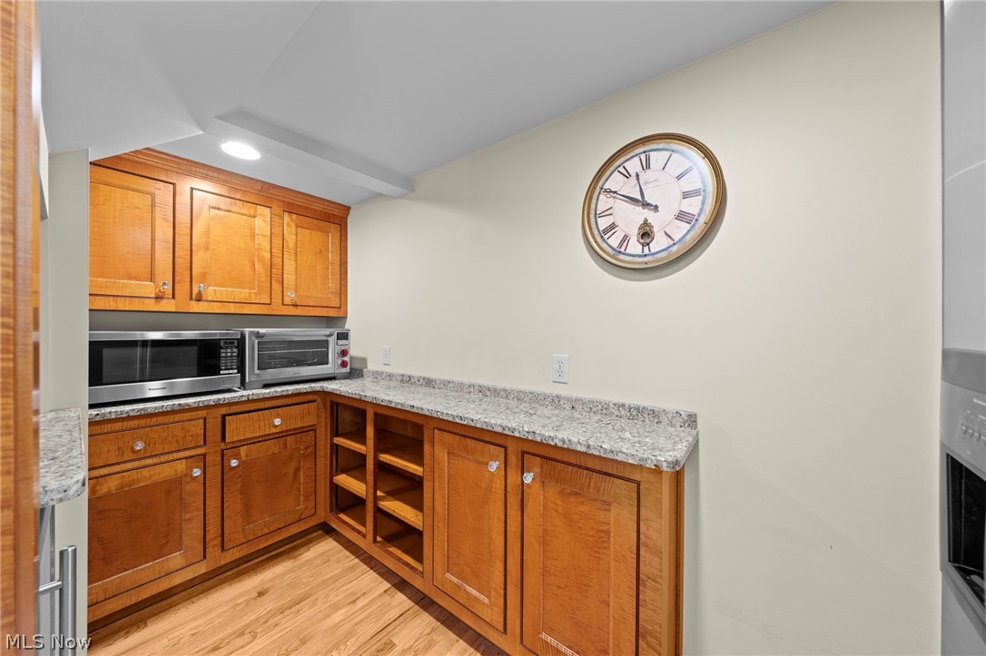 2665 Endicott Road Shaker Heights OH 44120