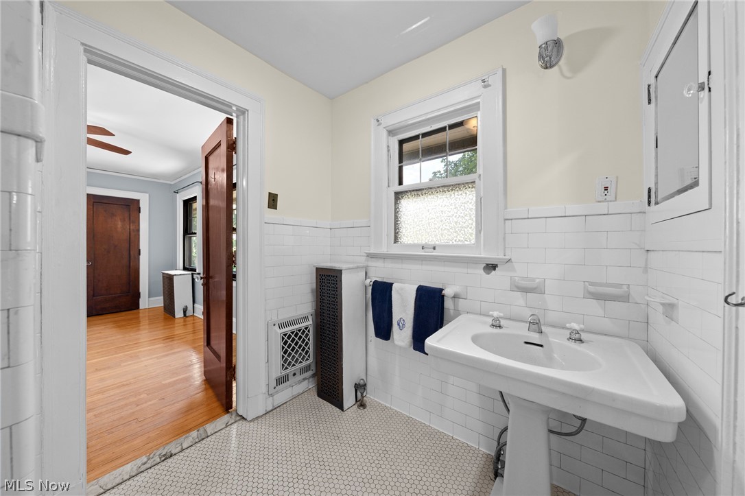 2665 Endicott Road Shaker Heights OH 44120