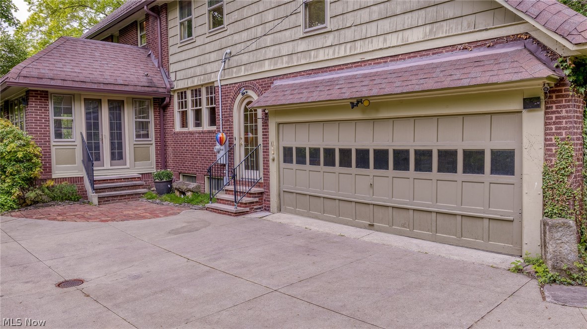 2665 Endicott Road Shaker Heights OH 44120