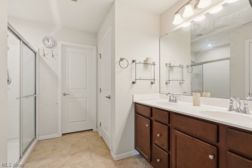 4591 Lakeside Oval Peninsula OH 44264