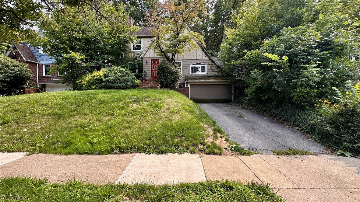 3582 Meadowbrook Boulevard University Heights OH 44118