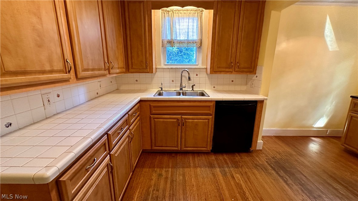 3582 Meadowbrook Boulevard University Heights OH 44118